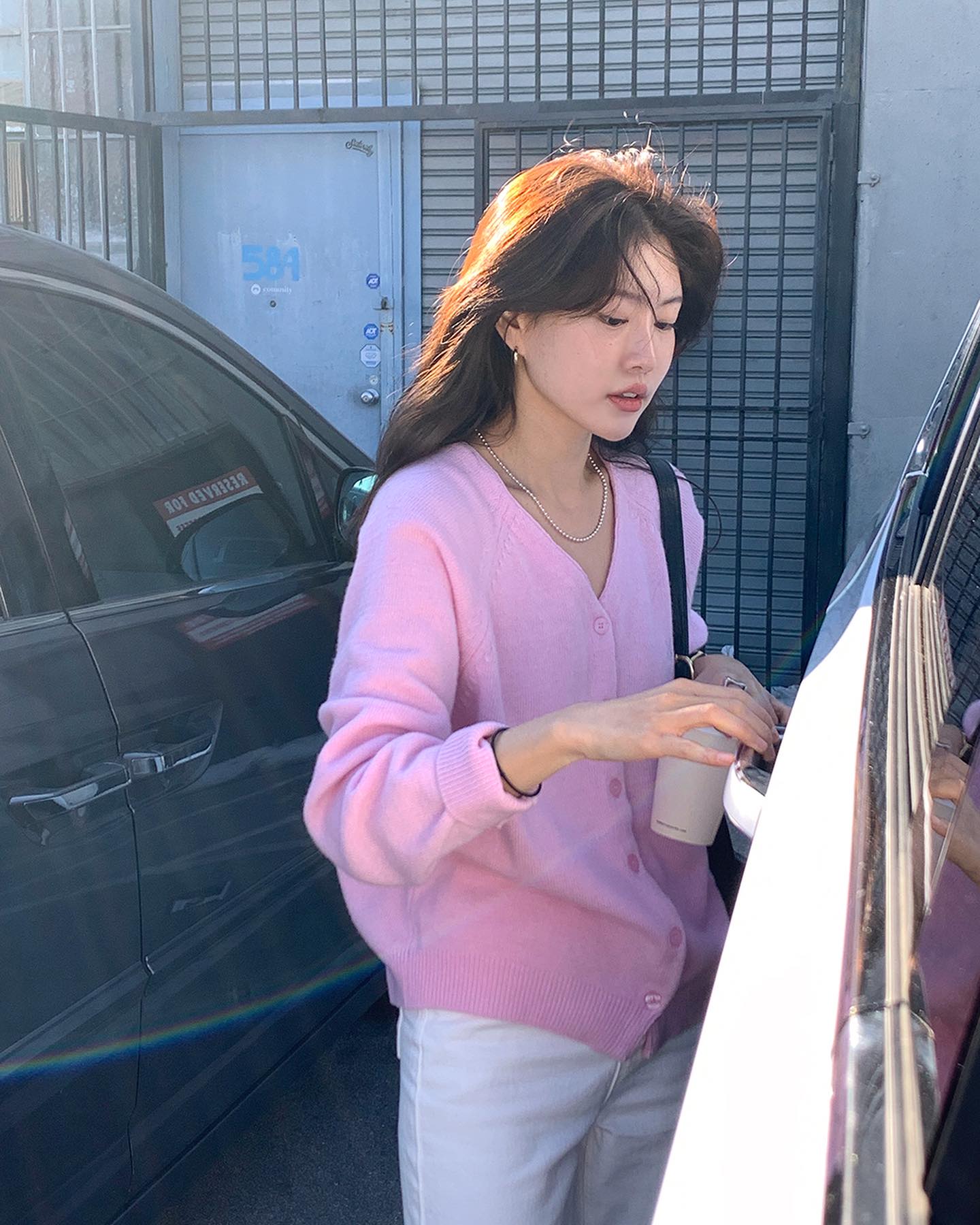 4 công thức diện áo len hack tuổi giúp bạn tỏa sáng dịp Tết-9