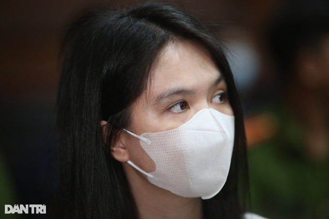 Thấy gì ở phiên tòa trả tự do cho Ngọc Trinh?-2