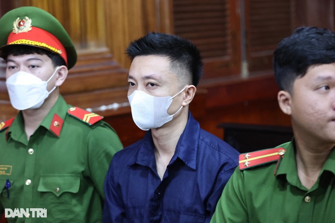 Thấy gì ở phiên tòa trả tự do cho Ngọc Trinh?-3