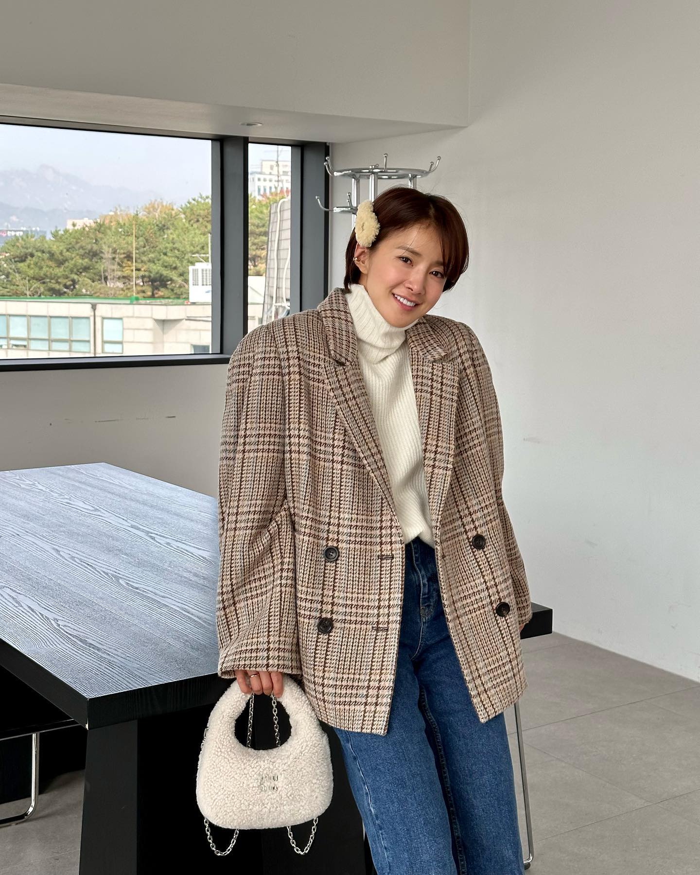 10 cách mặc áo blazer trẻ trung dành cho phụ nữ trên 40 tuổi-2