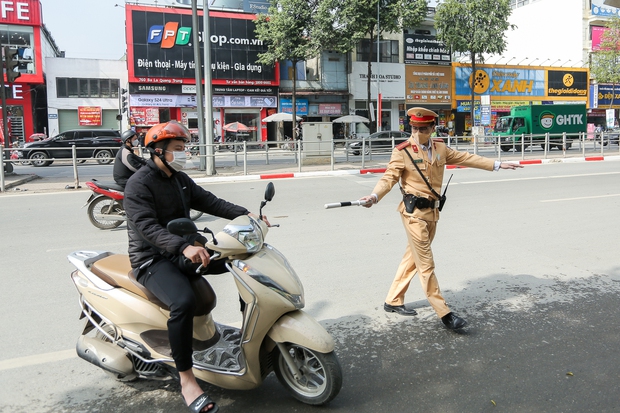 Tài xế vi phạm nồng độ cồn được Cảnh sát giao thông giúp chở đi bán thịt ngày cận Tết-2