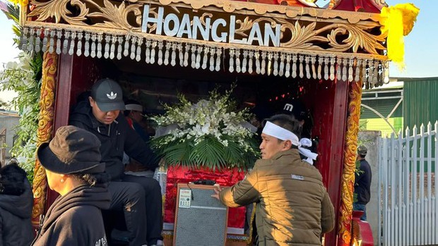 Đưa tiễn nữ diễn viên Thủy Phạm về nơi an nghỉ-2