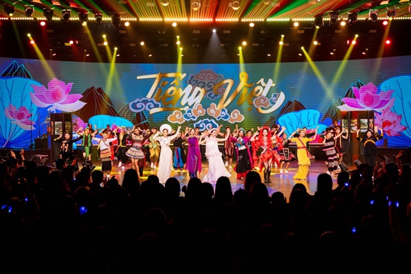 Đêm chung kết thiếu bùng nổ của Chị đẹp đạp gió rẽ sóng-2