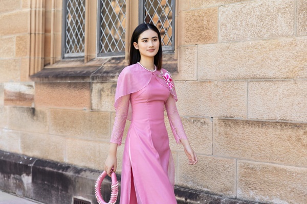 Hoa hậu Ý Nhi đón Tết tại Úc: Vẫn đi làm thêm, chạnh lòng vì nhớ nhà-1
