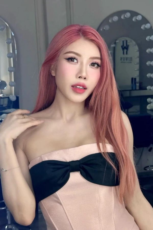 Gia thế chị đẹp Trang Pháp: Bố là Giáo sư Đại học Quốc gia Hà Nội, mẹ làm ở Lãnh sự quán-1