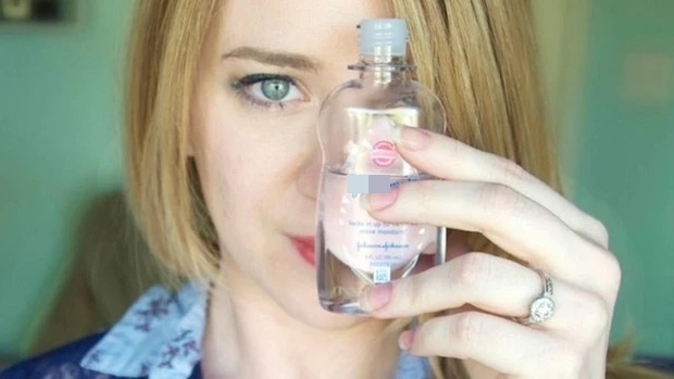 Không phải nước tẩy rửa, loại dầu này mới là bảo bối khi dọn nhà: Giá siêu rẻ, công dụng thì vô vàn-2