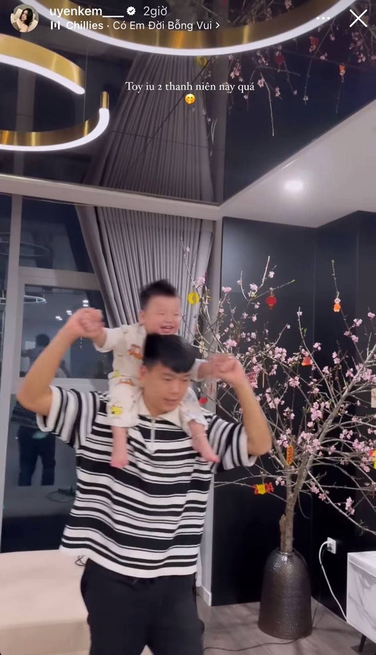 Doãn Hải My thảnh thơi ngắm Tết, 2 nàng dâu khác lại chật vật trong ngày Chủ nhật cuối cùng của năm-2