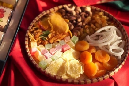 Mách bạn cách bảo quản bánh kẹo trong Tết không bị chảy nước... áp dụng ngay!