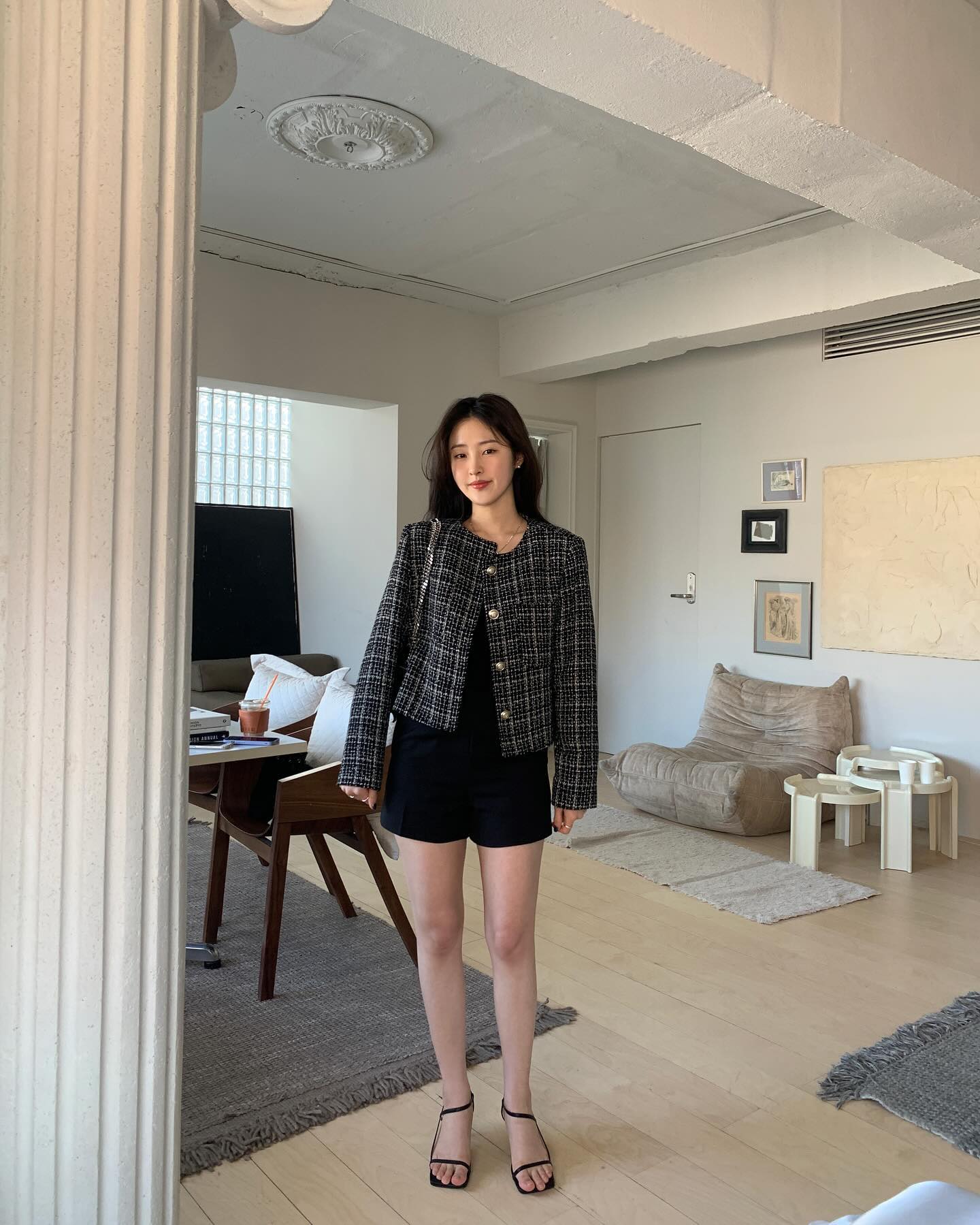 4 cách diện đồ tôn dáng nàng có chiều cao khiêm tốn nên áp dụng trong dịp Tết-6