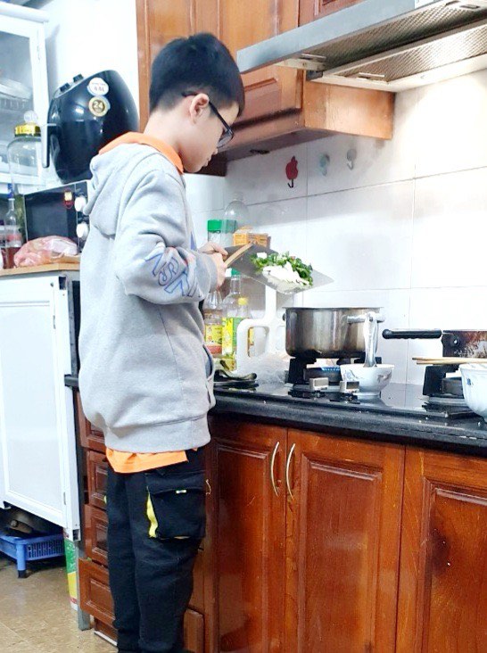 Thầy giáo Hà Nội giao cho các em loạt bài tập về nhà dịp Tết, phụ huynh đọc xong quá vui mừng-3