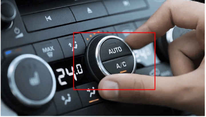 Cách xử lý nhanh chóng khi kính ô tô bị mờ sương-2