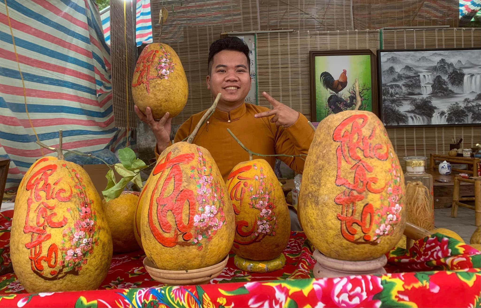 Bán loại bưởi lạ” giá 200.000 đồng/quả, 8x vừa rao bán đã cháy” hàng-2