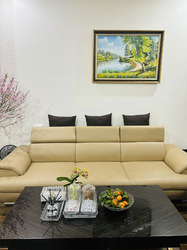 Vợ kém 15 tuổi trang hoàng nhà cửa cùng NSND Công Lý đón Tết-3