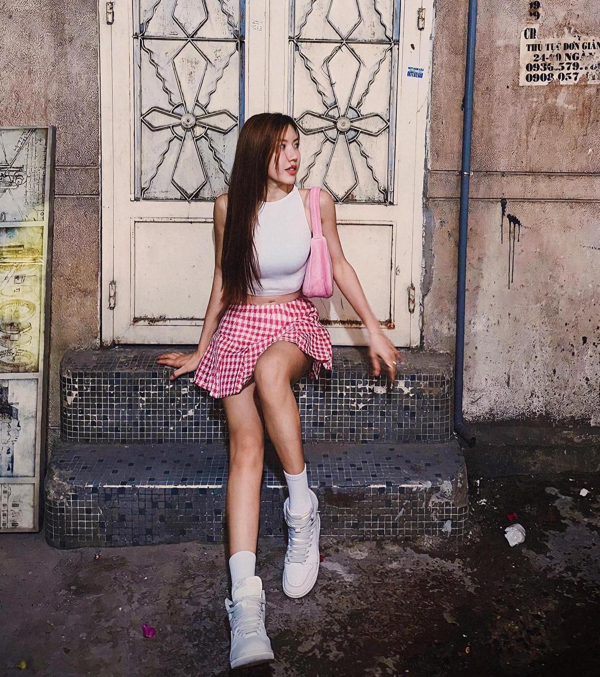 Chị đẹp 35 tuổi Trang Pháp luôn trẻ trung và năng động nhờ 4 kiểu trang phục-4