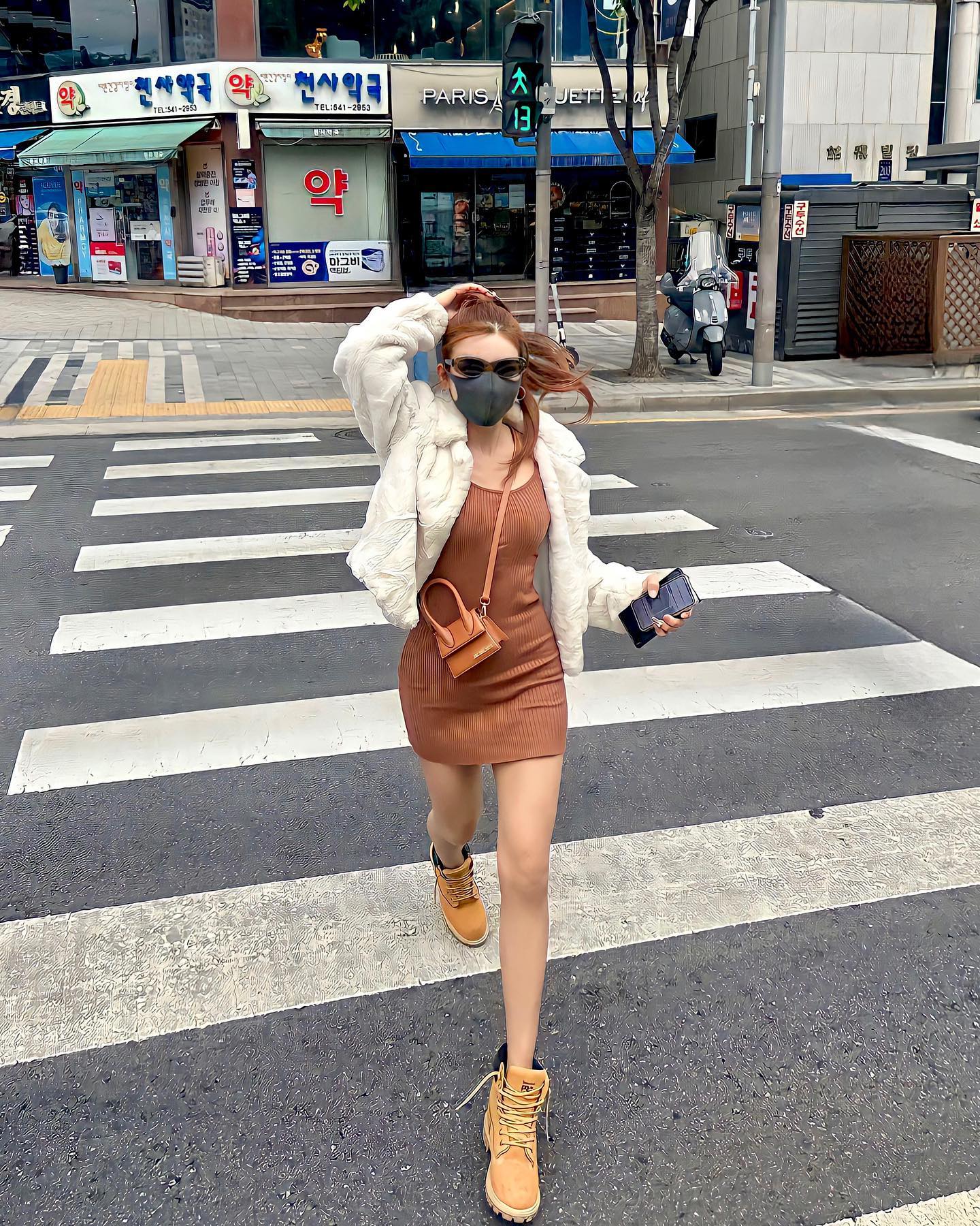 Chị đẹp 35 tuổi Trang Pháp luôn trẻ trung và năng động nhờ 4 kiểu trang phục-6