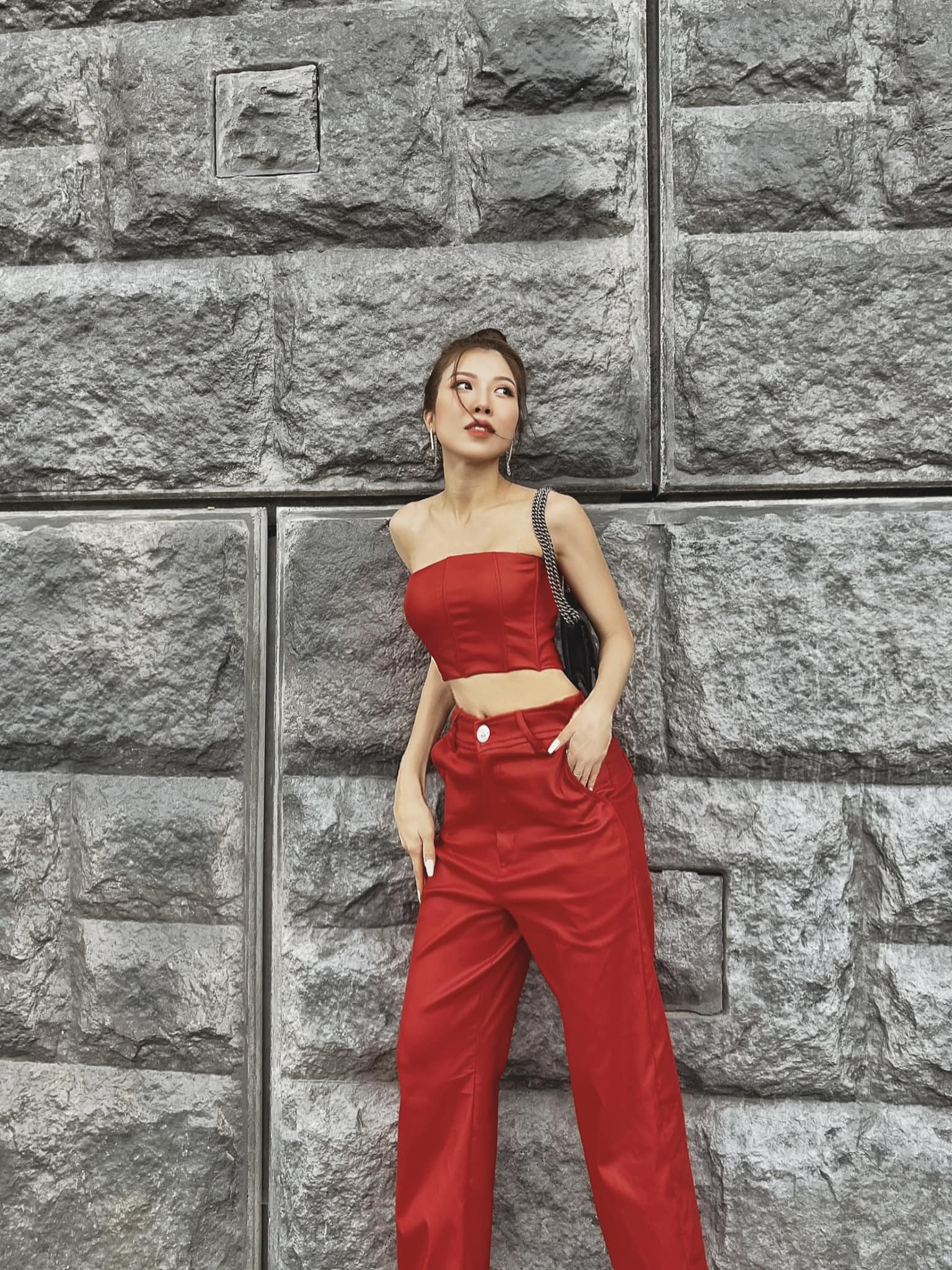 Chị đẹp 35 tuổi Trang Pháp luôn trẻ trung và năng động nhờ 4 kiểu trang phục-9