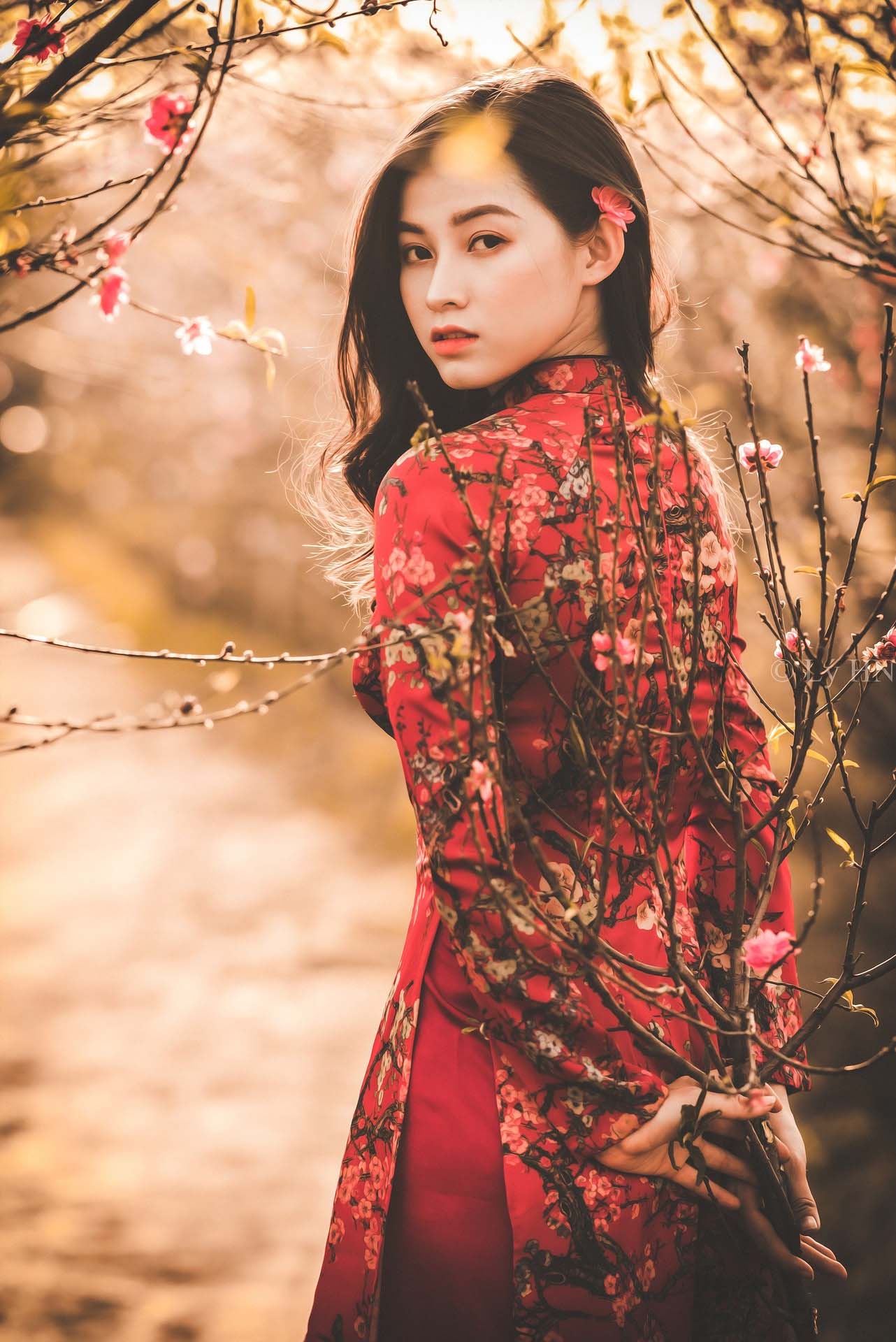 Cách chọn tuổi xông đất, xông nhà đón may mắn, tài lộc tết Nguyên đán 2024-1