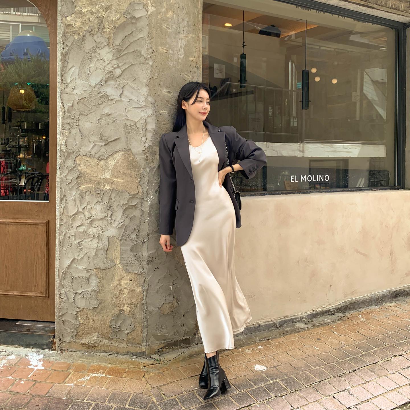 Tham khảo 10 cách diện blazer với váy để Tết gặp ai cũng được khen mặc đẹp-8