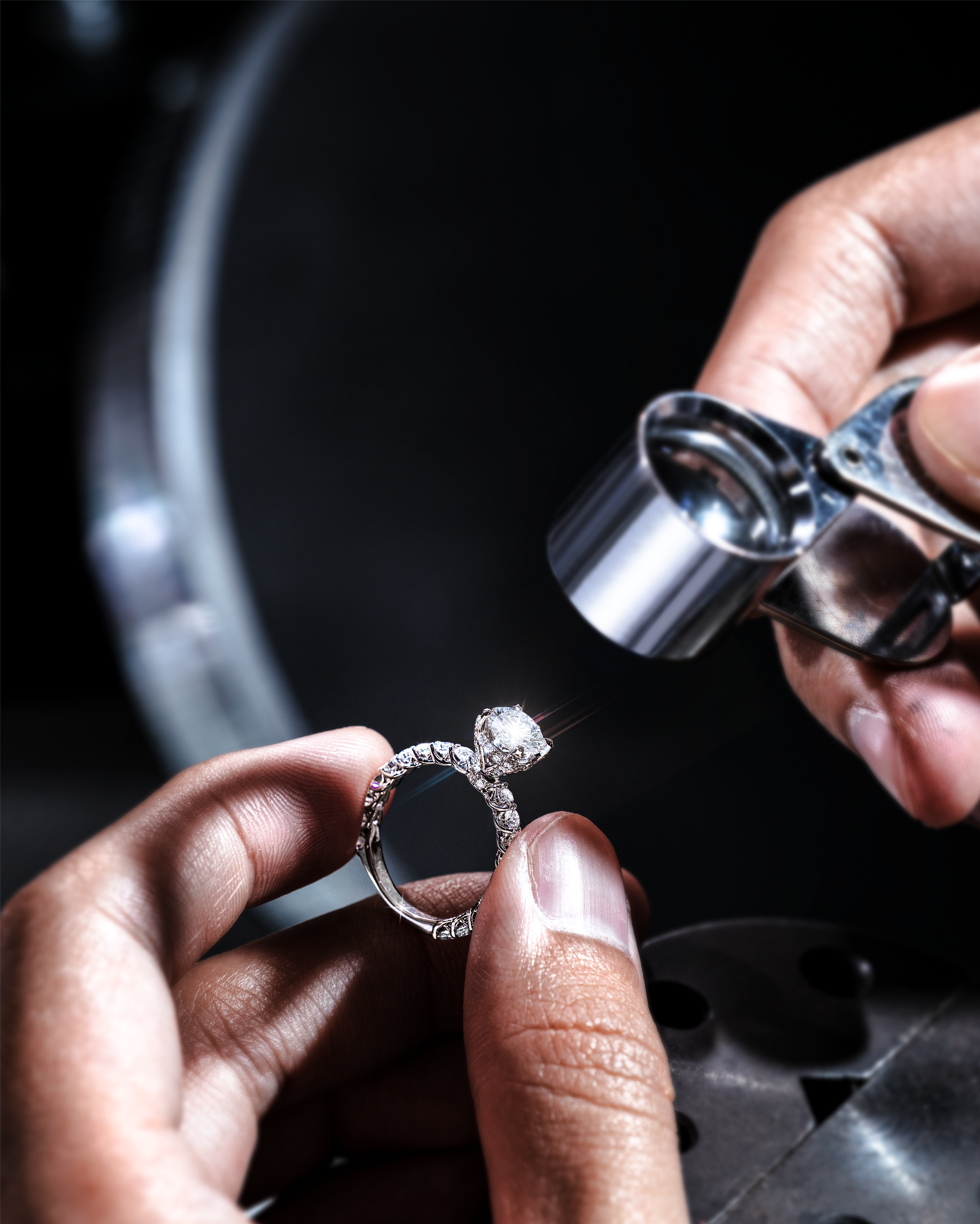 Vẻ đẹp khác biệt của trang sức Vĩnh Cara-2