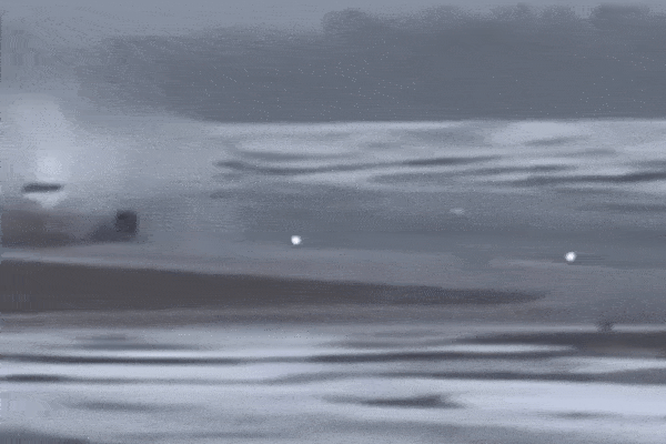 Video đứa trẻ khủng bố hành khách trên máy bay hút hàng triệu lượt xem, thái độ của bố mẹ đi cùng mới thực sự gây sốc-3