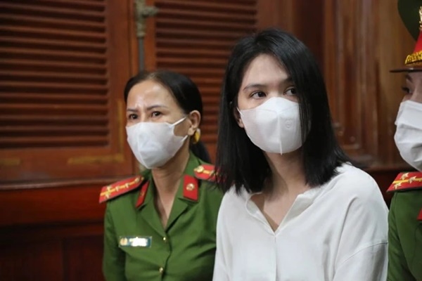 Hé lộ tình trạng Ngọc Trinh sau khi hưởng án treo: Đã khám sức khỏe, bật khóc khi nhắc khoảng thời gian tạm giam-4