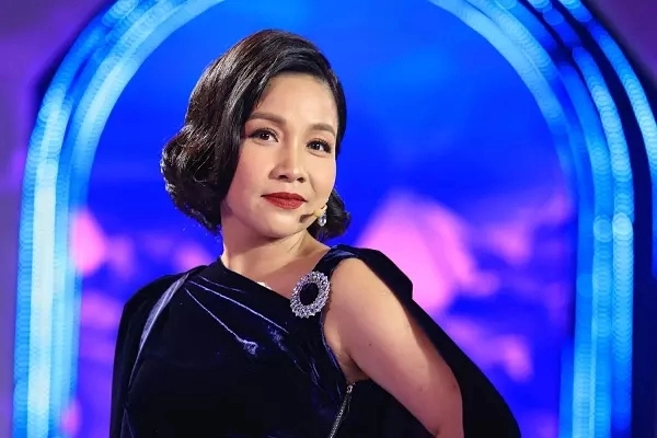 Diva Mỹ Linh trở thành biểu tượng hài hước mới của Vbiz: Đi mua vàng ngày Thần Tài mà khiến ai cũng bật cười-3