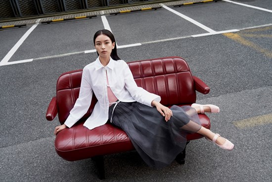 Charles & Keith ra mắt bộ sưu tập đón Tết Nguyên đán bằng chất liệu gấm thêu