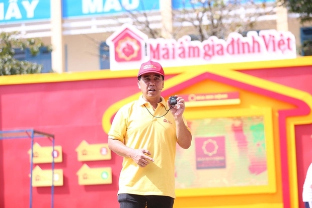 MC Quyền Linh nói gì khi chưa được phong tặng danh hiệu NSND?-1