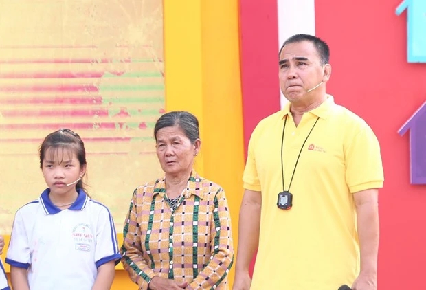 MC Quyền Linh nói gì khi chưa được phong tặng danh hiệu NSND?-2