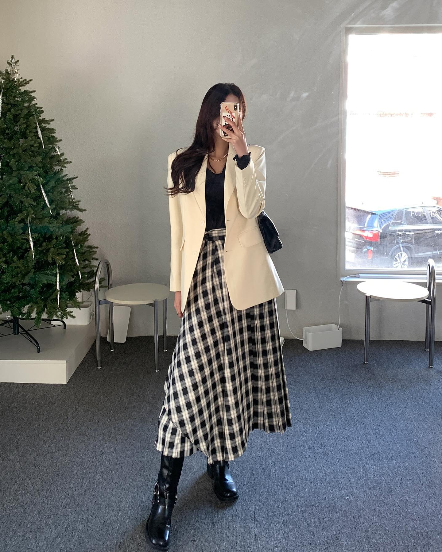 5 kiểu chân váy nổi bật nhất, chị em nên diện nhiều trong dịp Tết-4