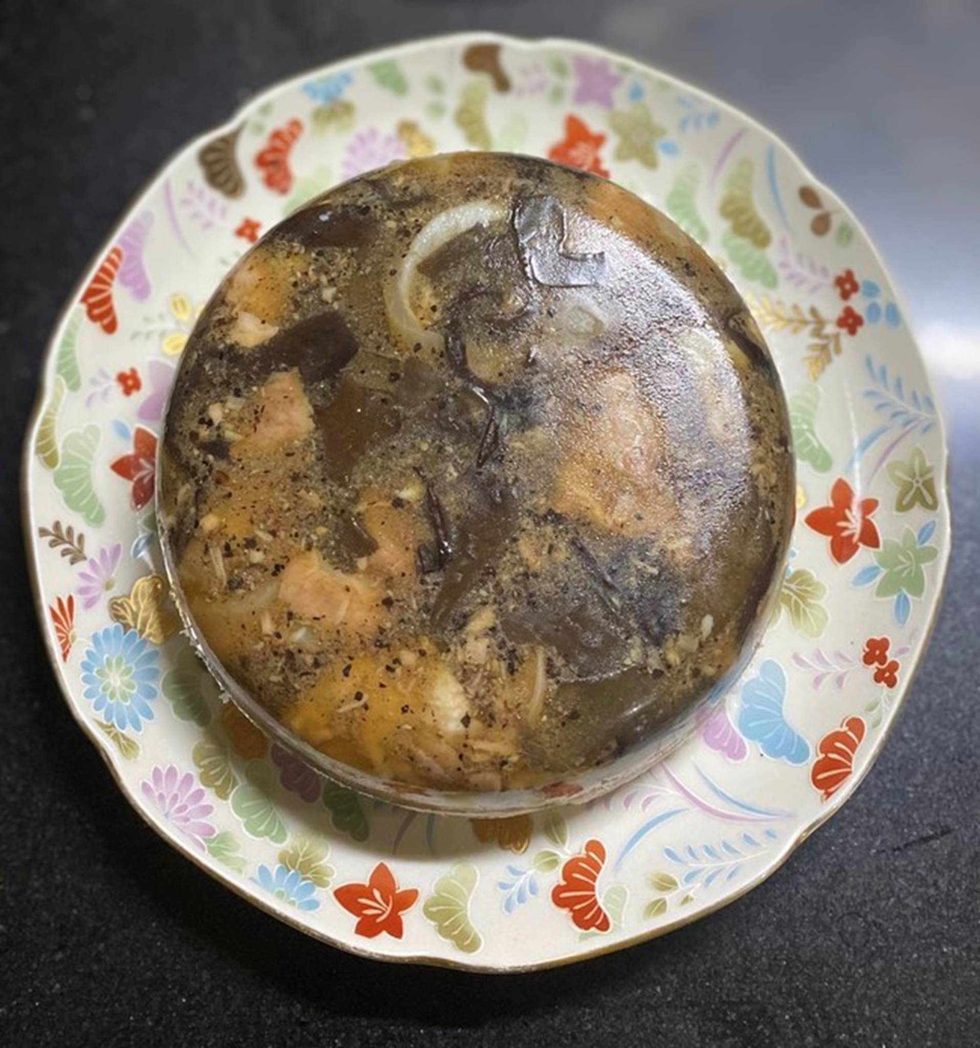 Mách bạn cách nấu thịt đông mềm nhừ, trong veo đẹp mắt cho ngày Tết-1