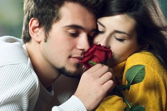Làm thế nào yêu nhau dài lâu mà không nhàm chán?