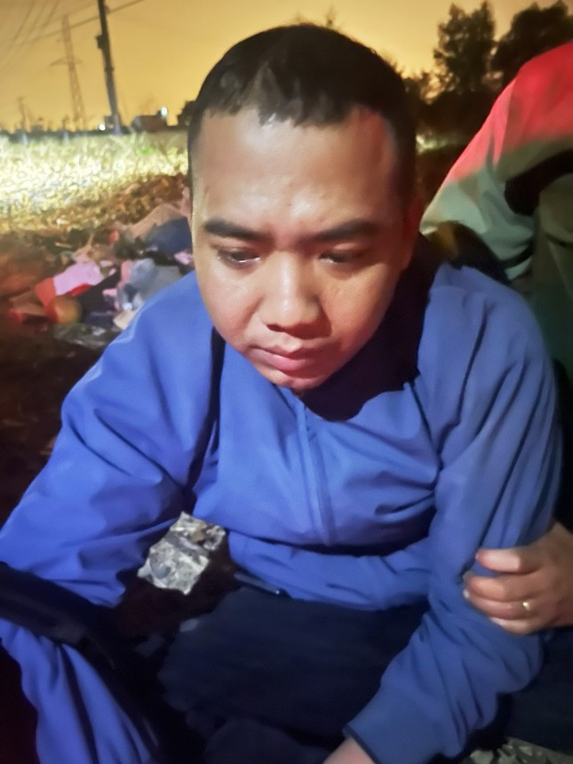 Kẻ cướp ngân hàng chiều 28 Tết định trốn sang Campuchia cùng ba lô tiền-3