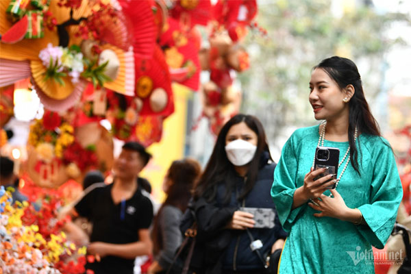 Thời tiết Hà Nội 3 ngày tới: Sau 2 ngày rét nhất, mùng 1 Tết nắng ấm-1