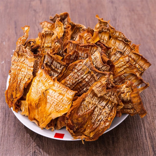 Nấu canh măng khô cúng Tất niên Tết Giáp Thìn 2024 nhớ làm thêm 1 bước này để loại bỏ hết độc tố, măng giòn ngon hơn-4