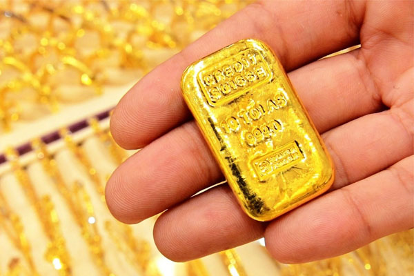 Giá vàng hôm nay 9/2/2024: Vẫn còn áp lực khiến vàng tăng giá-1