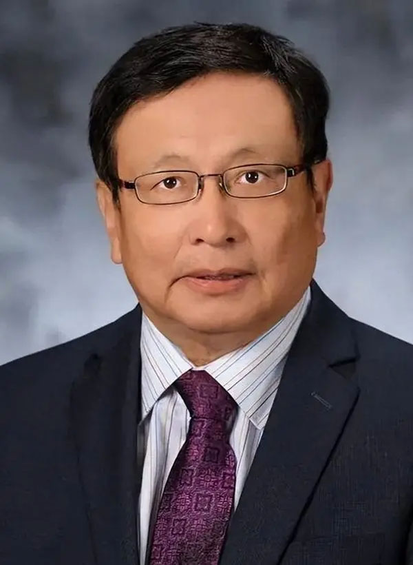 Giáo sư Toán học từ chối về nước ở Mỹ làm bồi bàn 7 năm giờ ra sao?-2