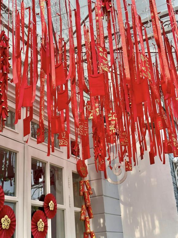 Không ăn Tết ở nhà nhưng biệt thự của cựu mẫu Thúy Hạnh vẫn rực rỡ, lộng lẫy đón Xuân-5