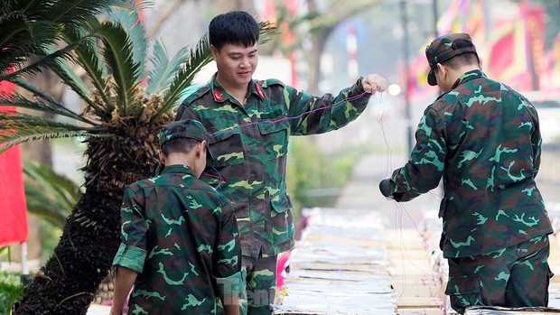 Mục sở thị trận địa pháo hoa lớn nhất Hà Nội trước giờ khai hỏa đón giao thừa-5