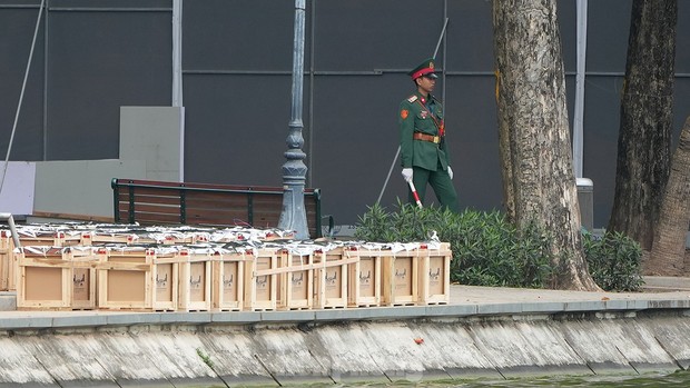 Mục sở thị trận địa pháo hoa lớn nhất Hà Nội trước giờ khai hỏa đón giao thừa-12