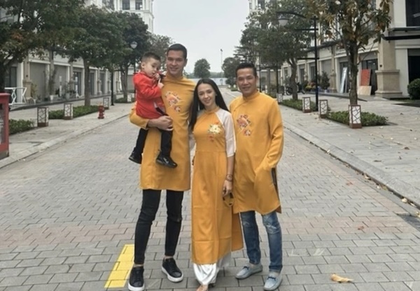 Vợ làm cơm cúng giao thừa, Nguyễn Filip hạnh phúc với Tết đặc biệt nhất cuộc đời-2