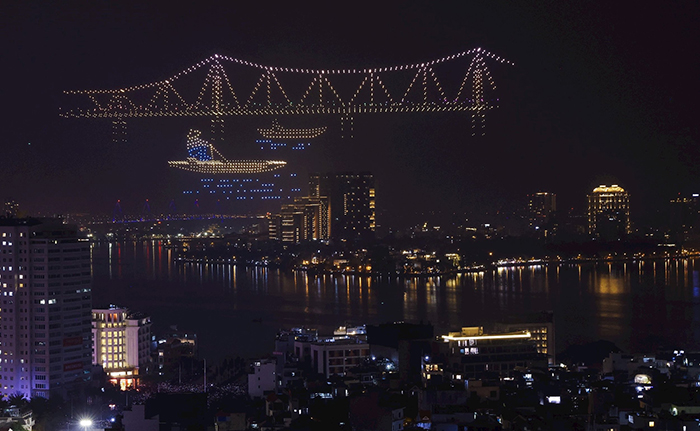 Lễ hội ánh sáng nghệ thuật Hà Nội: Sự trải nghiệm vừa đặc biệt, vừa ý nghĩa đêm giao thừa-8