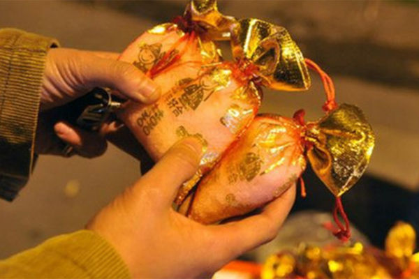 Ái nữ nhà cựu Chủ tịch CLB Sài Gòn lộ bụng bầu vượt mặt đón tết, em gái diện áo dài thướt tha du xuân cùng Duy Mạnh-6