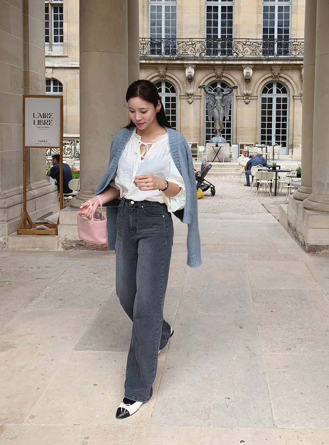 5 kiểu trang phục thanh lịch nên mặc đi chúc Tết-8