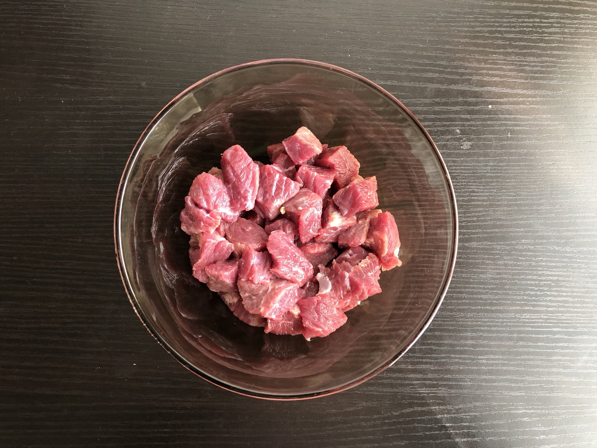2 món ngon từ thịt bò và thịt gà vừa dễ làm lại ngon miệng giúp bạn nhàn tênh khi làm cơm Tết đãi khách-2
