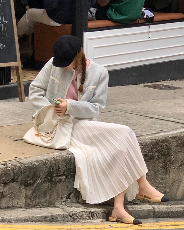 5 kiểu giày phù hợp với các set váy diện Tết-8