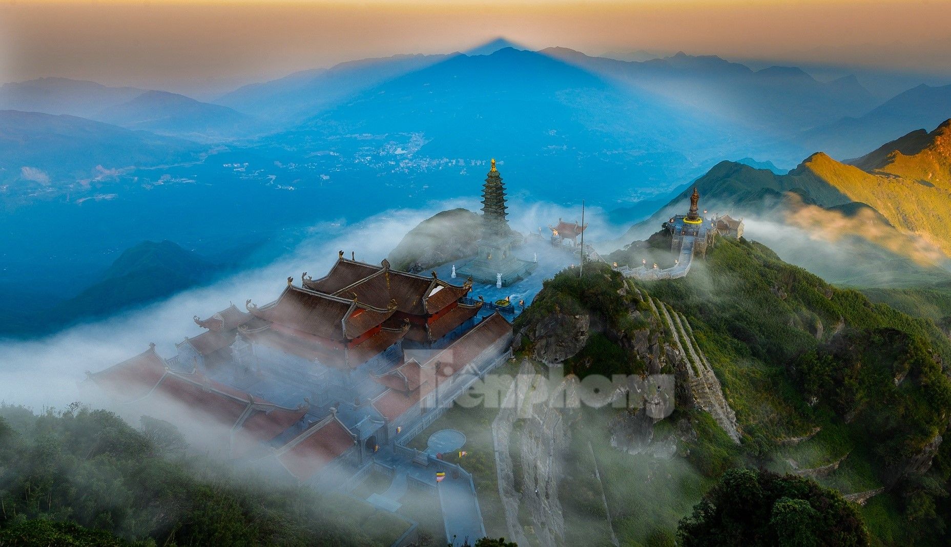 Sa Pa đông nghẹt khách du lịch ngày mùng 3 Tết-5