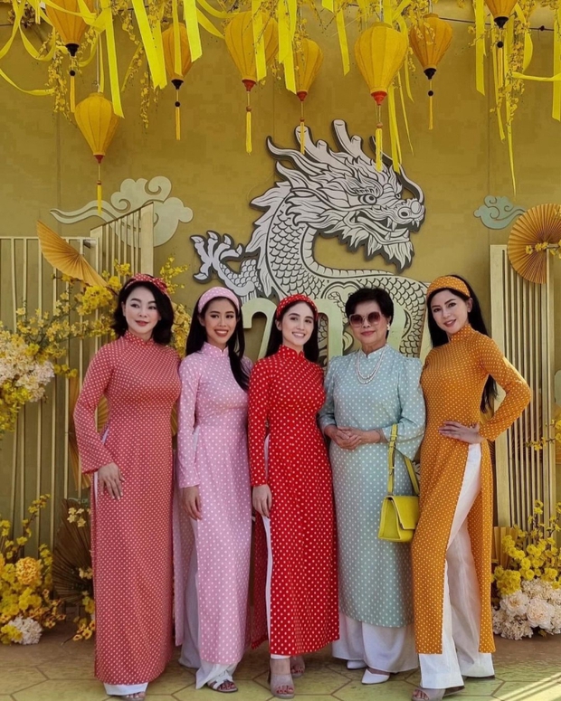 Khung hình vương giả nhà vua hàng hiệu” Johnathan Hạnh Nguyễn: Nàng dâu tương lai năm nay chiếm spotlight-3