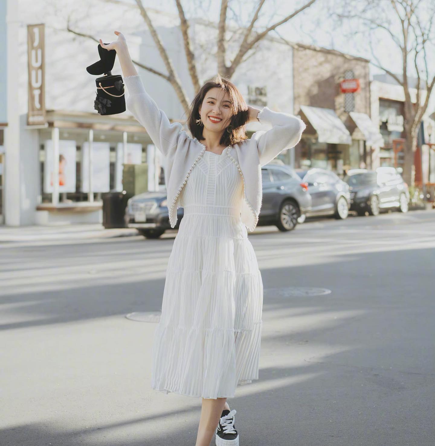 5 kiểu váy liền rất ăn ảnh, chị em nên diện đi du xuân-1