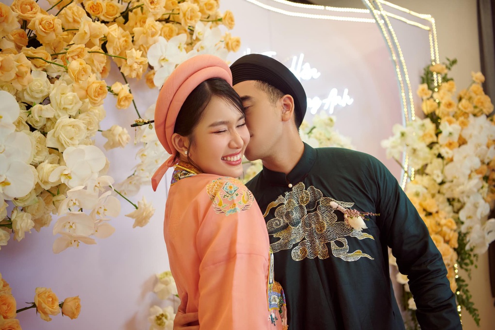 Diễm My 9X, Thanh Hằng và các mỹ nhân năm đầu đón Tết bên chồng-3